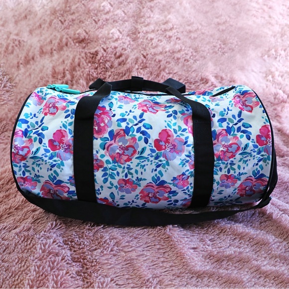 Fila Sport Filatech Sprinter Pink Floral Medium Size Duffle Gym Bag - Picture 3 of 5